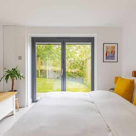 Cosy Cotswolds Retreat Near Bath & Castle Combe Διαμέρισμα Τσίπενχαμ Εξωτερικό φωτογραφία