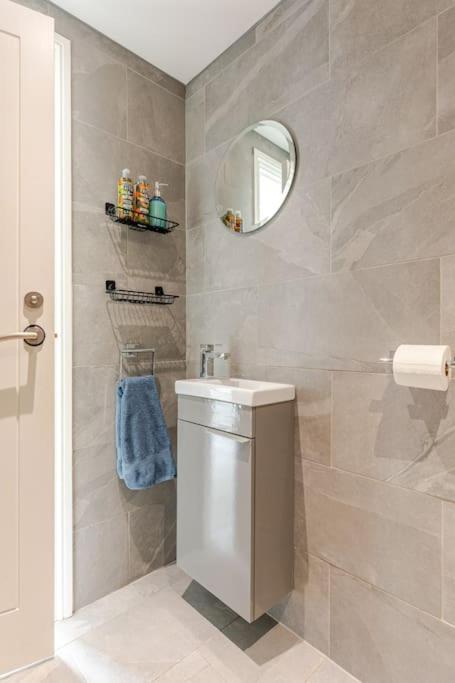 Cosy Cotswolds Retreat Near Bath & Castle Combe Διαμέρισμα Τσίπενχαμ Εξωτερικό φωτογραφία